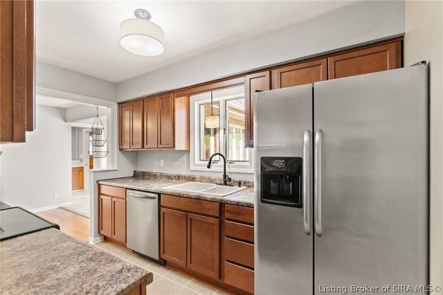 6256 Scottsville Road, Floyds Knobs, IN 47119