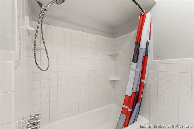 6256 Scottsville Road, Floyds Knobs, IN 47119