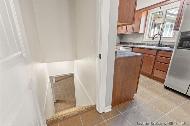 6256 Scottsville Road, Floyds Knobs, IN 47119