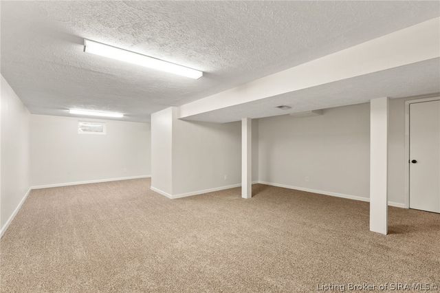 6256 Scottsville Road, Floyds Knobs, IN 47119