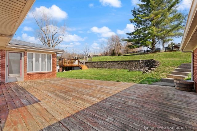 6256 Scottsville Road, Floyds Knobs, IN 47119