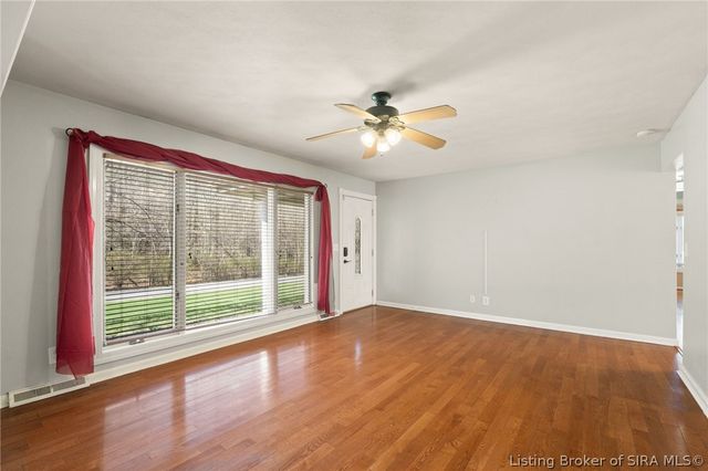 6256 Scottsville Road, Floyds Knobs, IN 47119