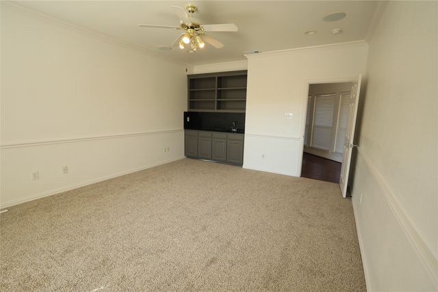 8925 Hunters Glen Trail, Fort Worth, TX 76120