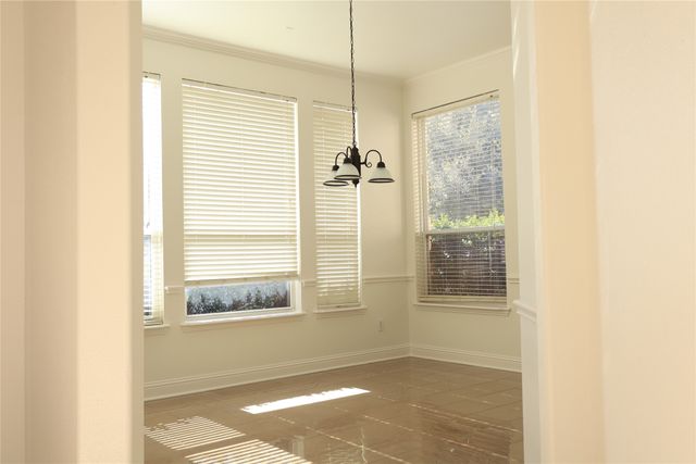 8925 Hunters Glen Trail, Fort Worth, TX 76120