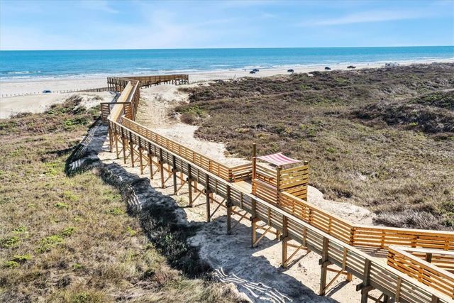 720 Access Road 1-A 807, Port Aransas, TX 78373