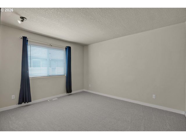 20435 Sw GRACIE St, Beaverton, OR 97006