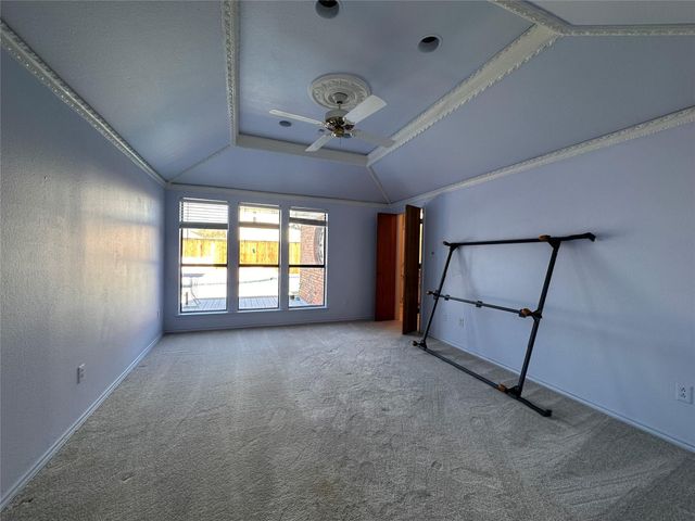 1030 Clinton Street, Carrollton, TX 75007