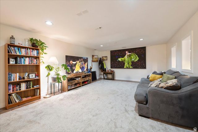 9676 S MOUNT JORDAN RD, Sandy, UT 84092