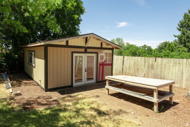 9676 S MOUNT JORDAN RD, Sandy, UT 84092
