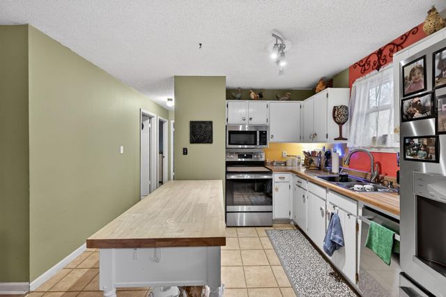 717 Ranch Hill DR, Clarksville, TN 37042