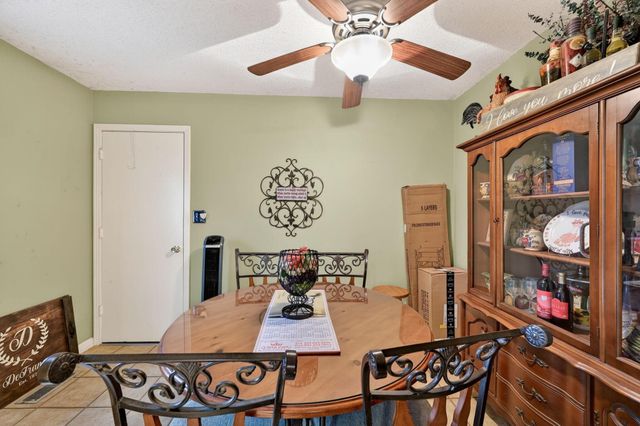 717 Ranch Hill DR, Clarksville, TN 37042