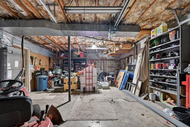 717 Ranch Hill DR, Clarksville, TN 37042