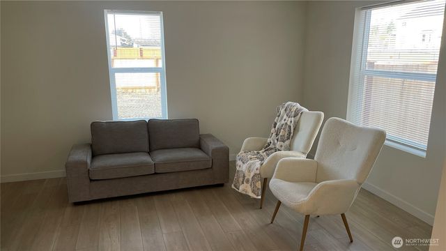 8518 9th Ave E, Tacoma, WA 98445