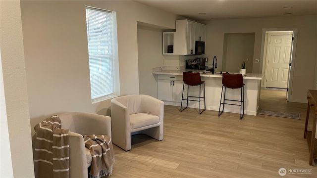 8518 9th Ave E, Tacoma, WA 98445