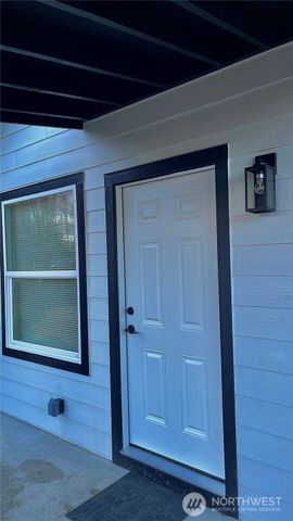 8518 9th Ave E, Tacoma, WA 98445