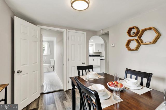 3128 OAK ST, Reading, PA 19605