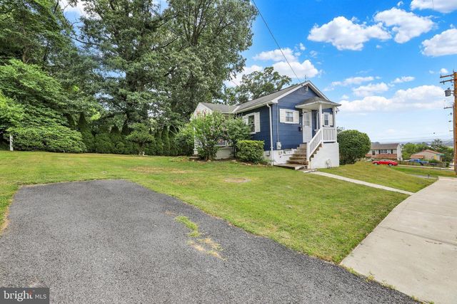3128 OAK ST, Reading, PA 19605