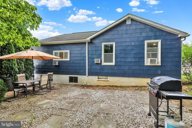3128 OAK ST, Reading, PA 19605