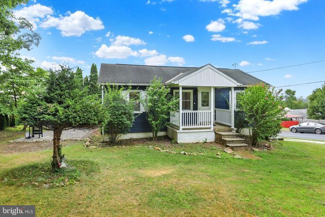 3128 OAK ST, Reading, PA 19605