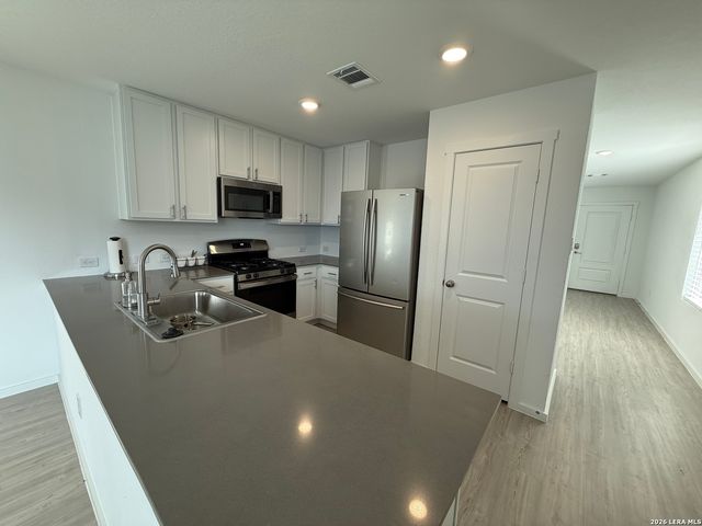 9107 Selene Pl, San Antonio, TX 78252