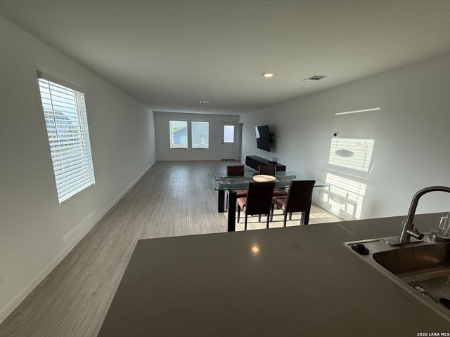 9107 Selene Pl, San Antonio, TX 78252