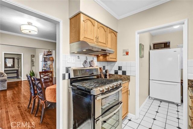 1130 N Cordova, Burbank, CA 91505