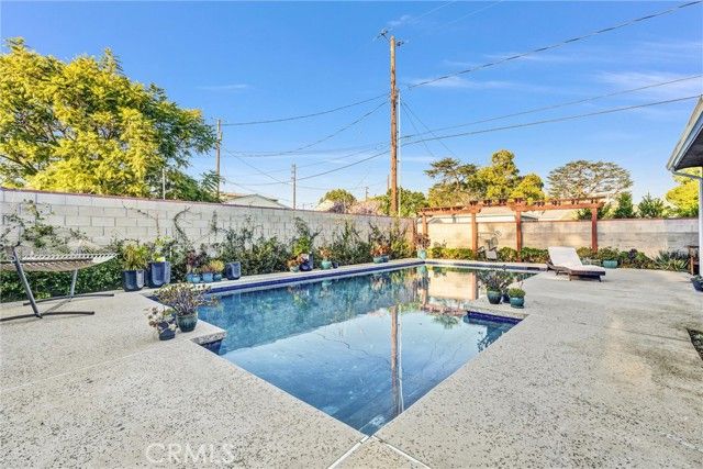 1130 N Cordova, Burbank, CA 91505