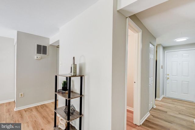 32 LANFORD RD, New Castle, DE 19720