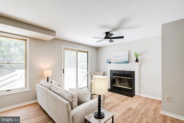 32 LANFORD RD, New Castle, DE 19720