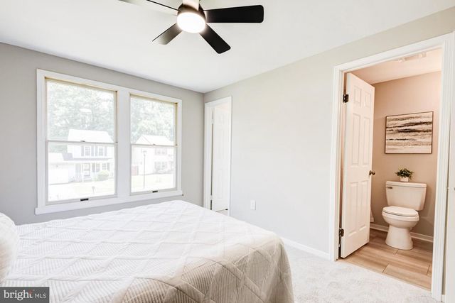 32 LANFORD RD, New Castle, DE 19720