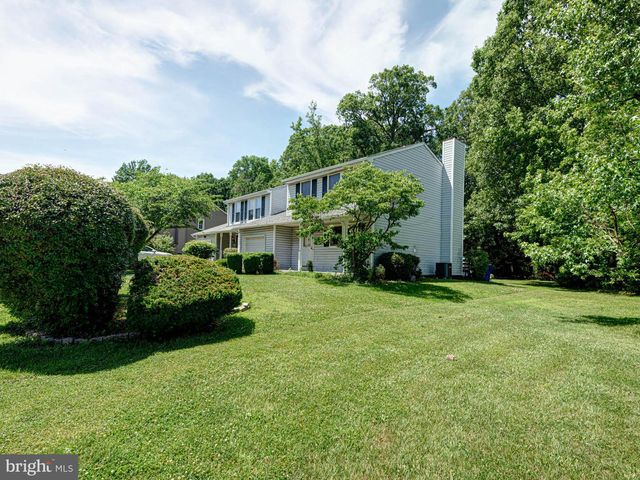 32 LANFORD RD, New Castle, DE 19720