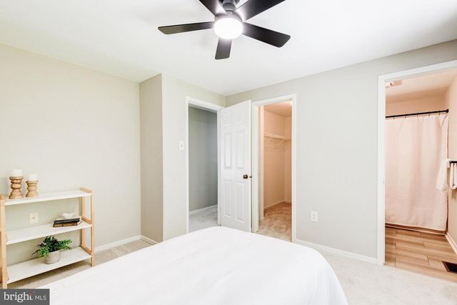 32 LANFORD RD, New Castle, DE 19720