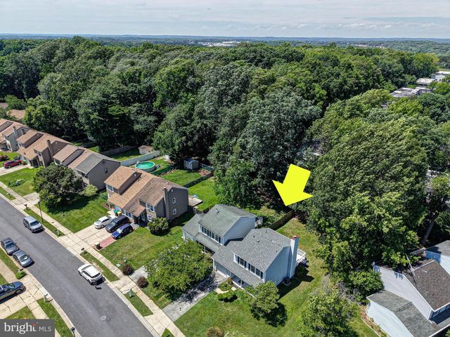 32 LANFORD RD, New Castle, DE 19720