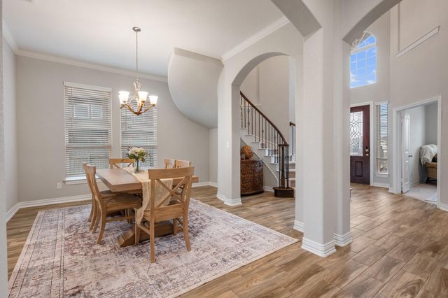 7513 Leonardo DR, Round Rock, TX 78665