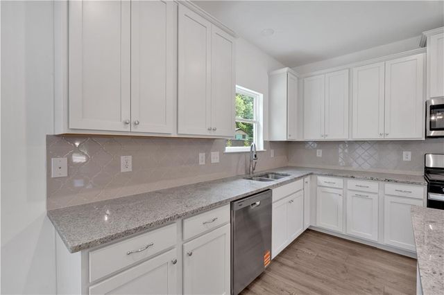 373 Waterbluff Drive, Mableton, GA 30126