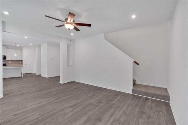 373 Waterbluff Drive, Mableton, GA 30126