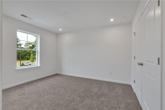 373 Waterbluff Drive, Mableton, GA 30126