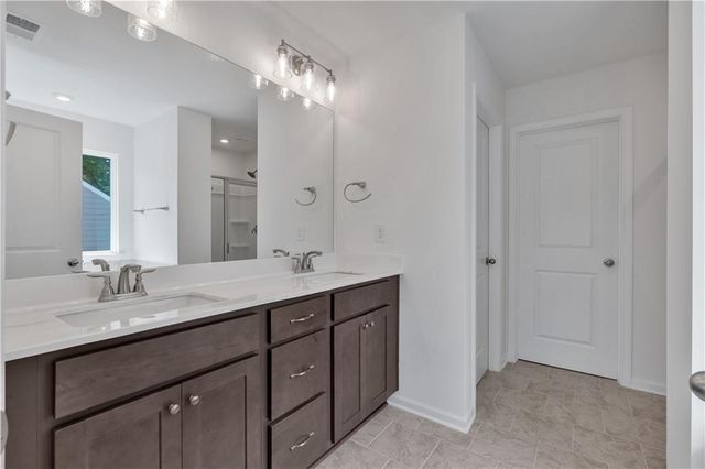 373 Waterbluff Drive, Mableton, GA 30126