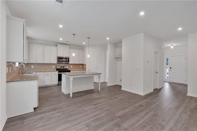 373 Waterbluff Drive, Mableton, GA 30126