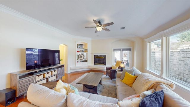 7947 Clarion Way, Houston, TX 77040