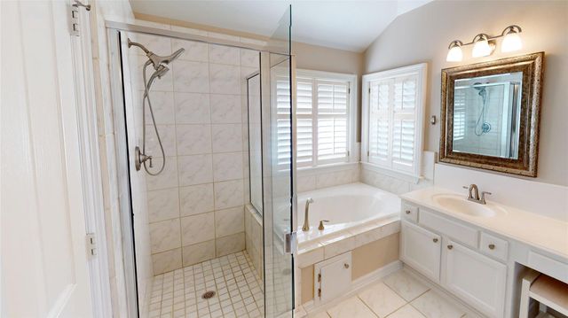 7947 Clarion Way, Houston, TX 77040