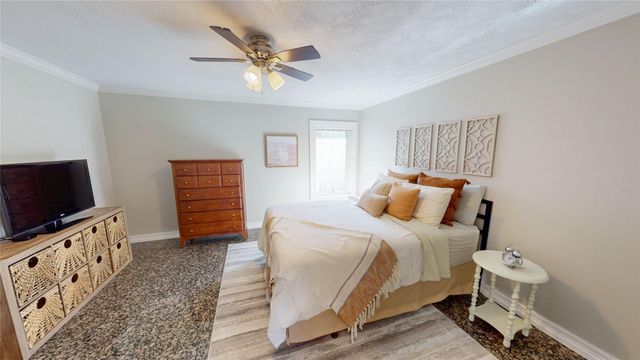 7947 Clarion Way, Houston, TX 77040