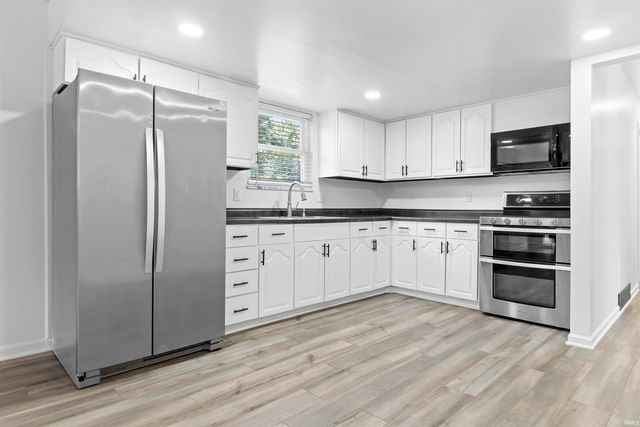 1768 State Road 25 West, Lafayette, IN 47909
