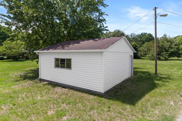 1768 State Road 25 West, Lafayette, IN 47909