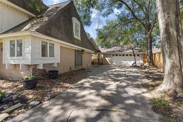 20315 Arrow Cove Drive, Humble, TX 77346