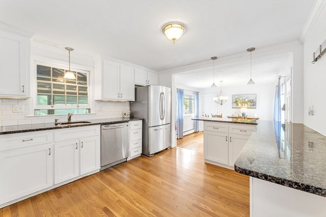 4 Old Wood Road, Framingham, MA 01701