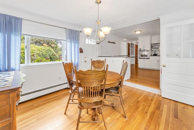 4 Old Wood Road, Framingham, MA 01701