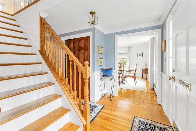 4 Old Wood Road, Framingham, MA 01701