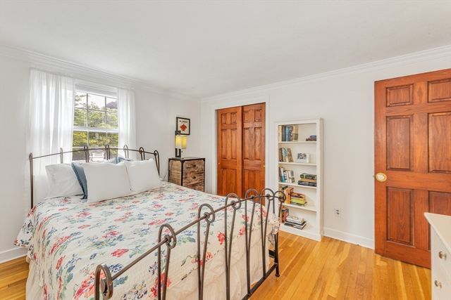 4 Old Wood Road, Framingham, MA 01701