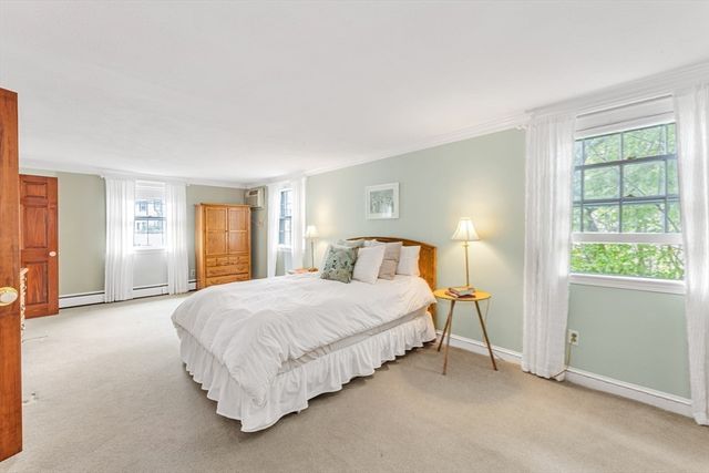 4 Old Wood Road, Framingham, MA 01701